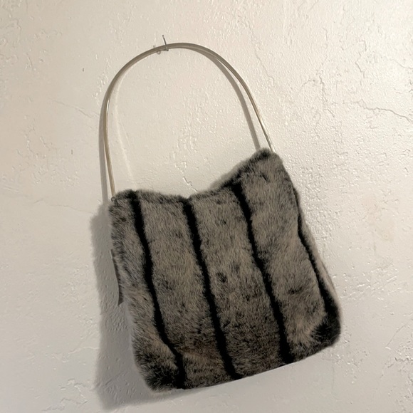 Sasha NY Faux Fur Crossbody Convertible  Bag - Picture 6 of 6